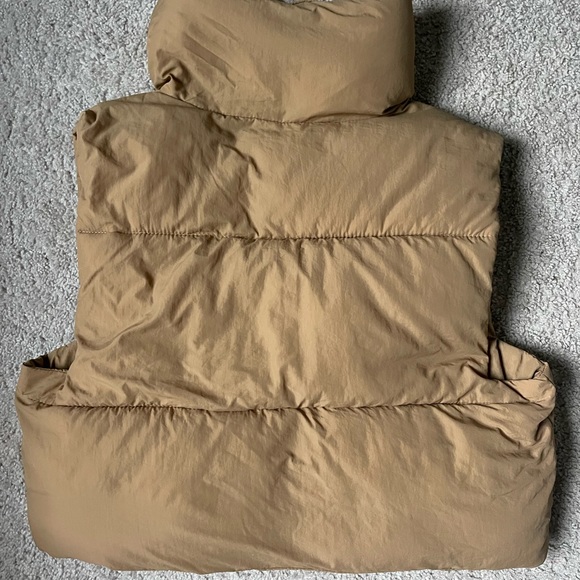 Amazon Vest - Picture 2 of 4